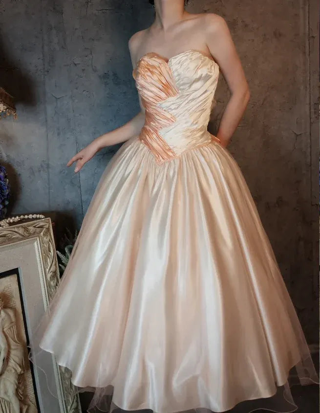 Vintage A-line Sweetheart Neck Strapless Ruched Champagne Tea-length Prom Dress for Women Custom