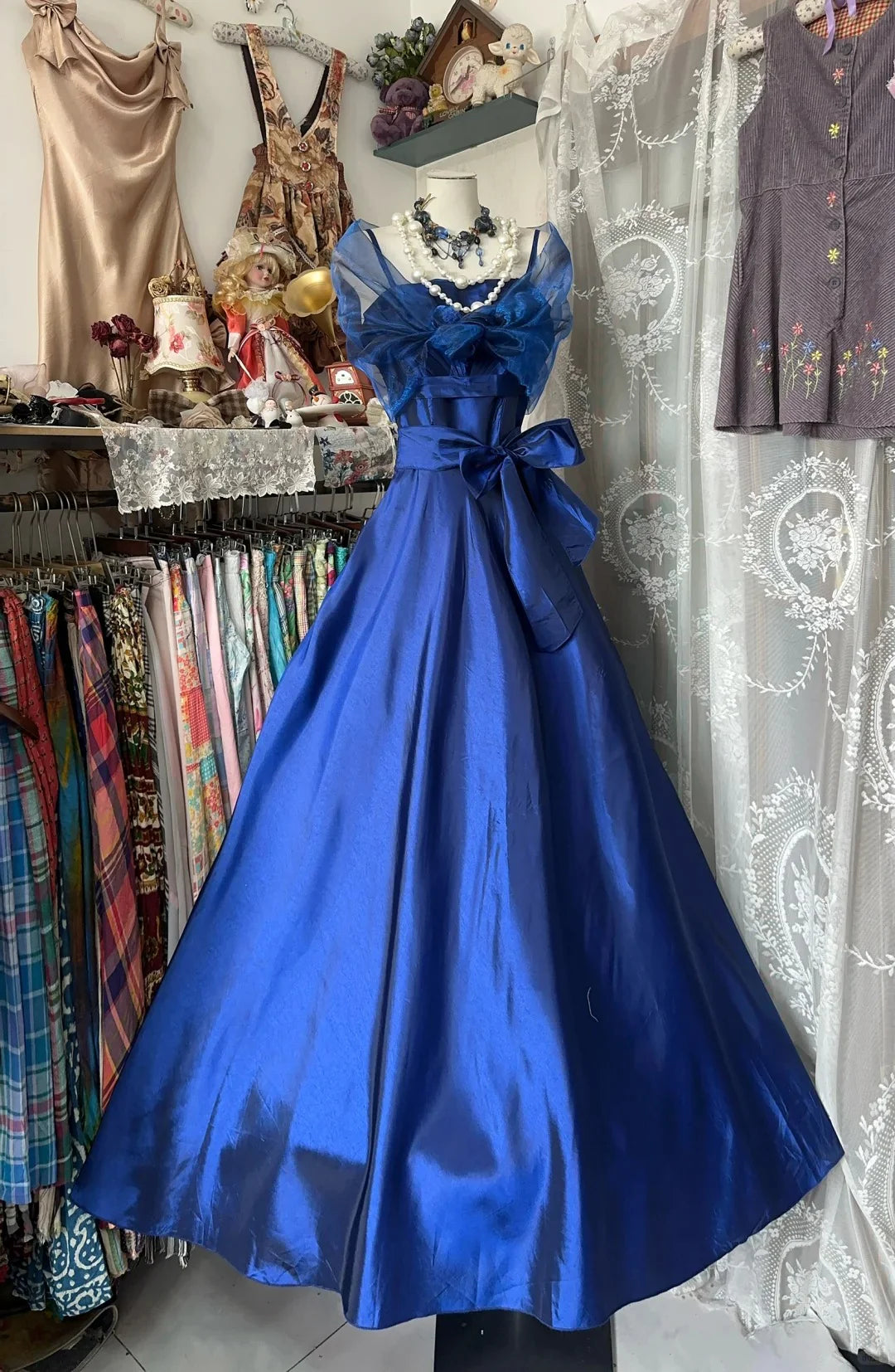 Vintage A Line Spaghetti Straps Tie Satin Royal Blue Long Prom Dress