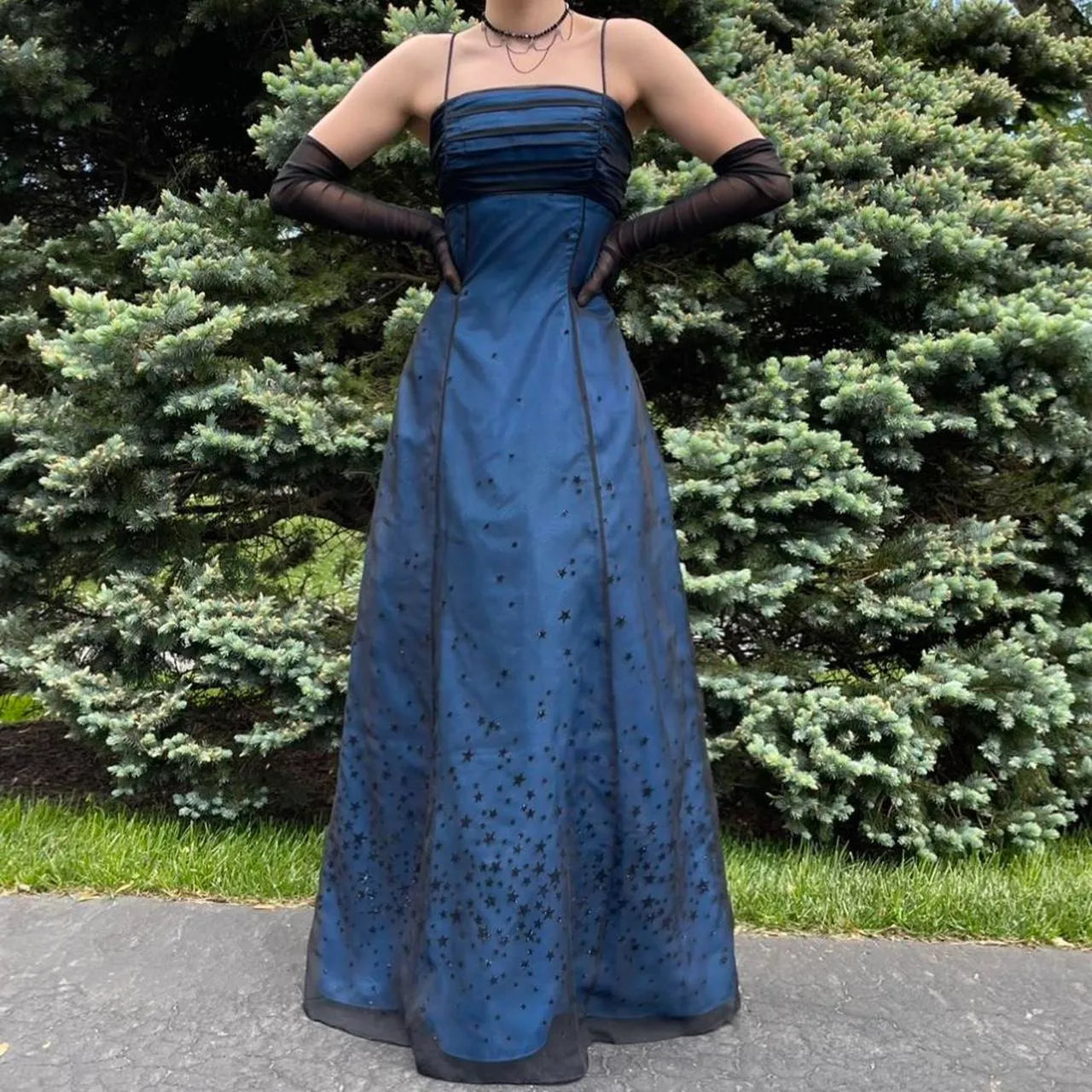 Vintage Ball Gown Off The Shoulder Sleeveless Tulle Floor-Length Prom Dress