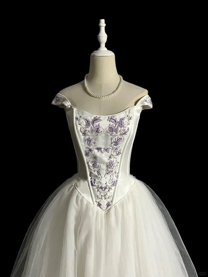 Vintage Ball Gown Off The Shoulder Tulle White Long Evening Dress Party Dress