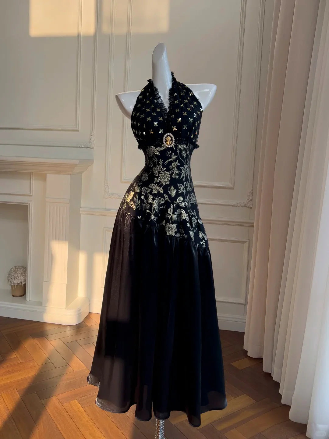 Vintage Halter Sequins Backless Black Evening Dress Prom Dress For Women