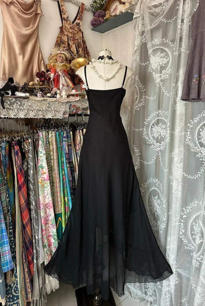Vintage Mermaid Spaghetti Straps Ruffle Chiffon Black Long Party Dress