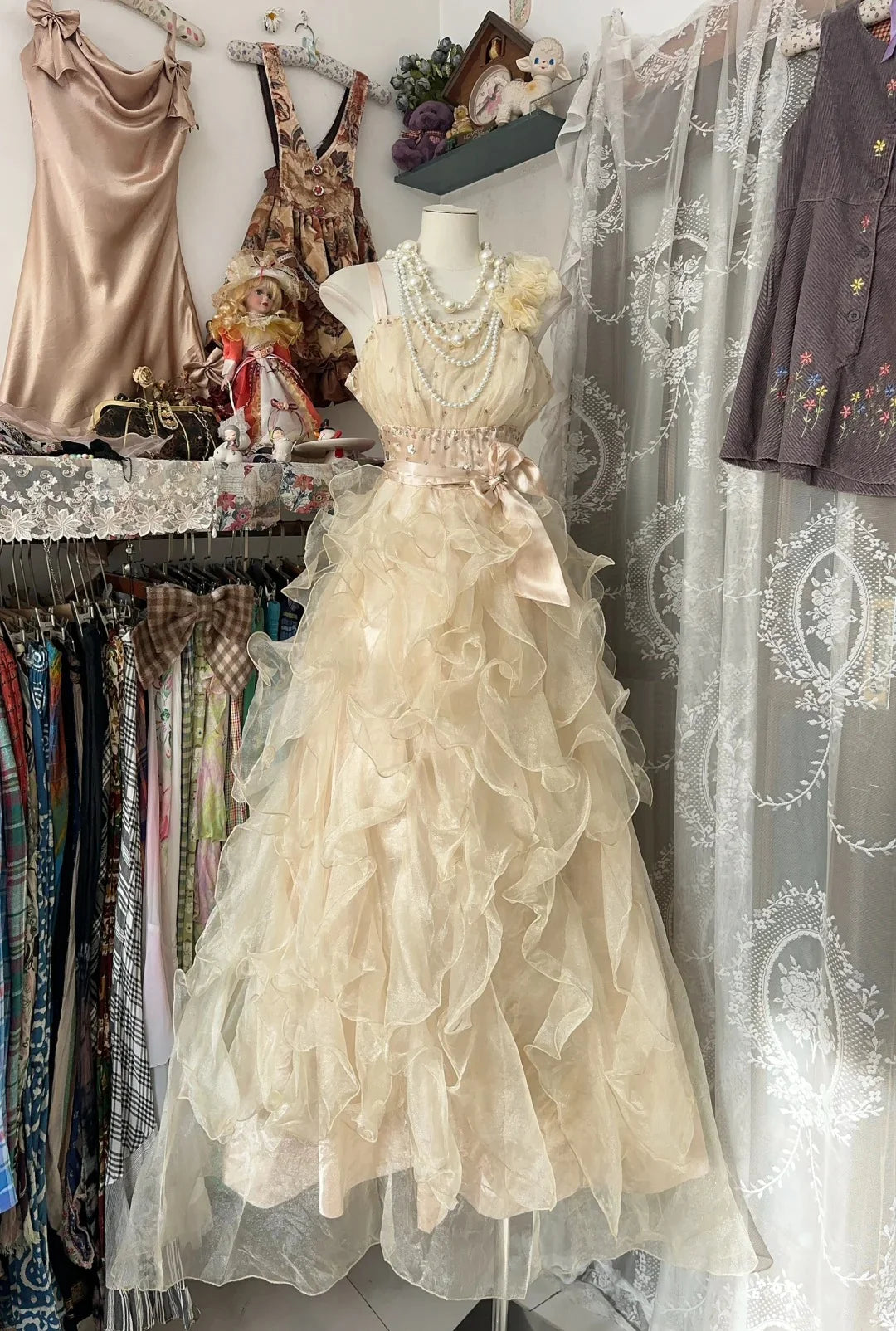 Vintage Spaghetti Straps Ruffle Beaded Champagne Prom Dress Evening Dress