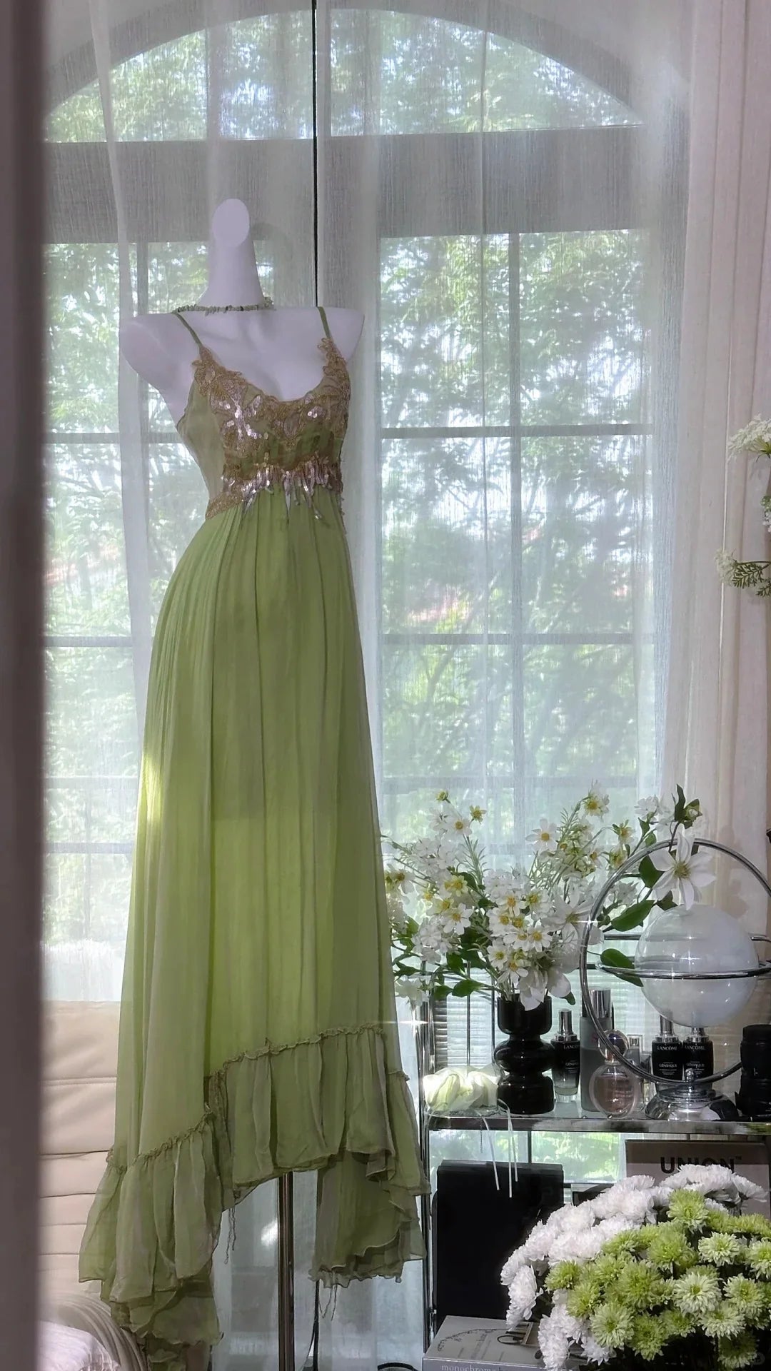 Vintage Spaghetti Straps Sequins Applique Green Long Prom Dress Party Dress