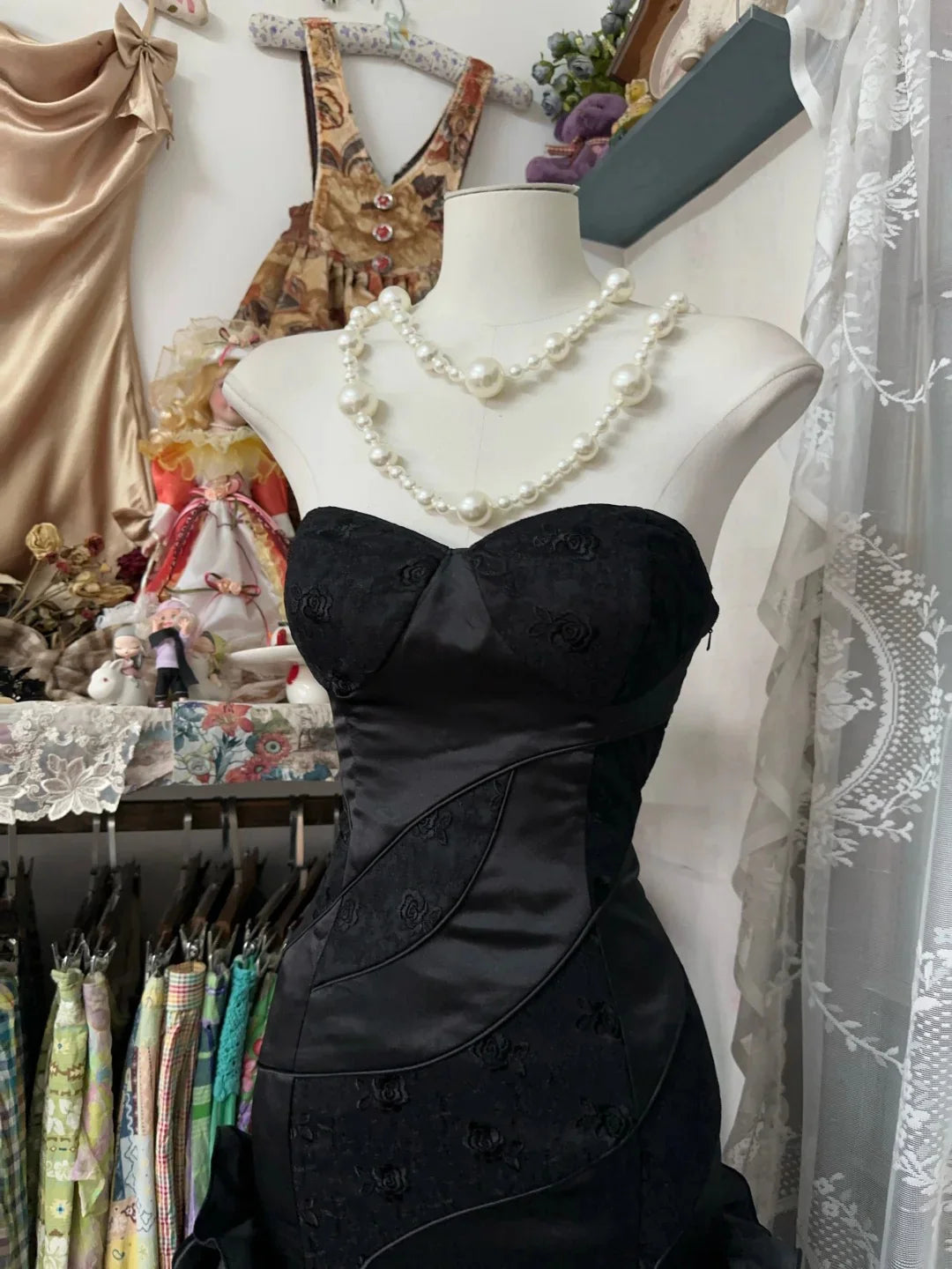 Vintage Sweetheart Applique Ruffle Black Long Prom Dress Evening Dress