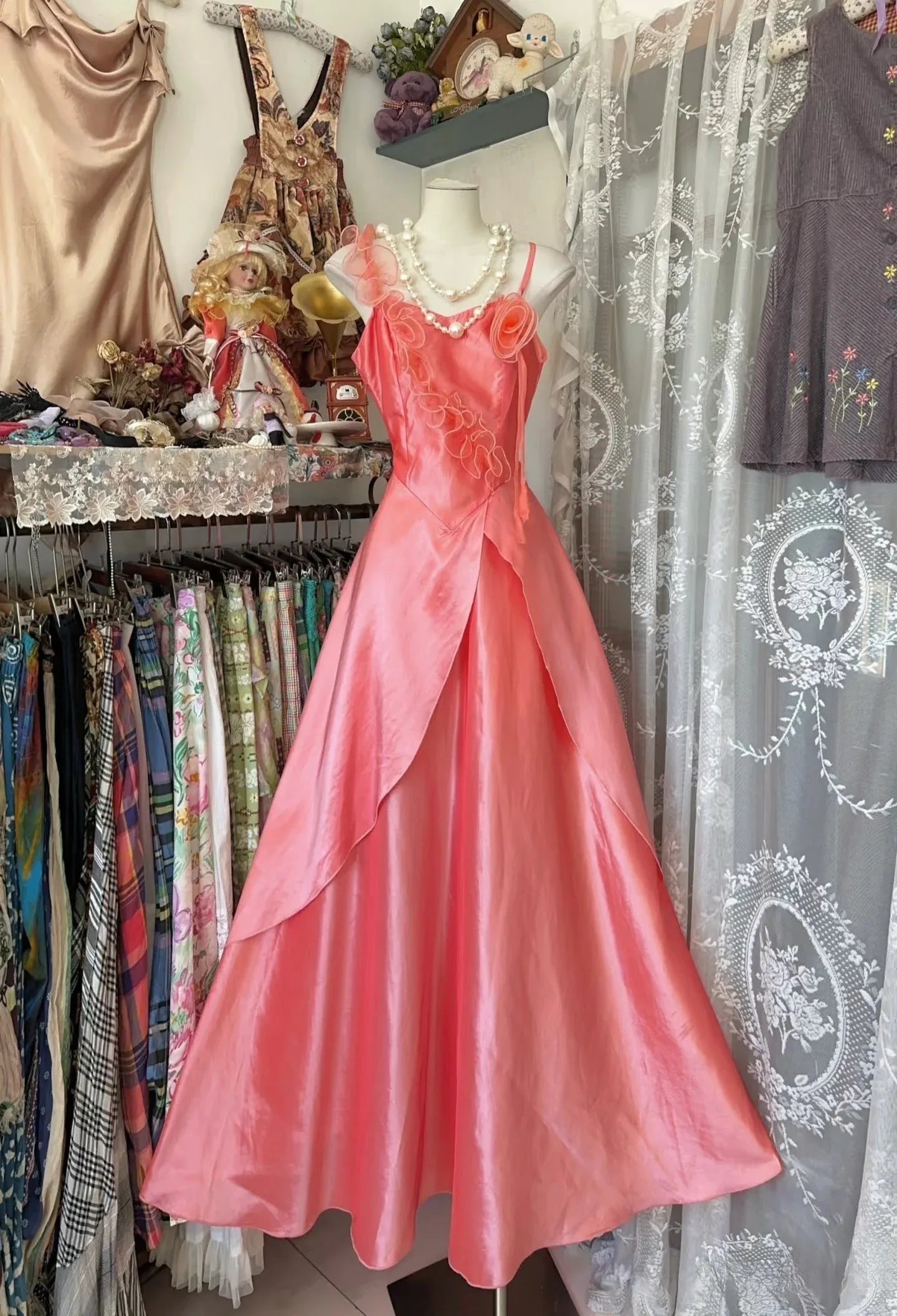 Whimsical A-Line Square-Neck Sleeveless Bow-Rose-Accent Coral Long Prom Dress for Women Ready to Ship