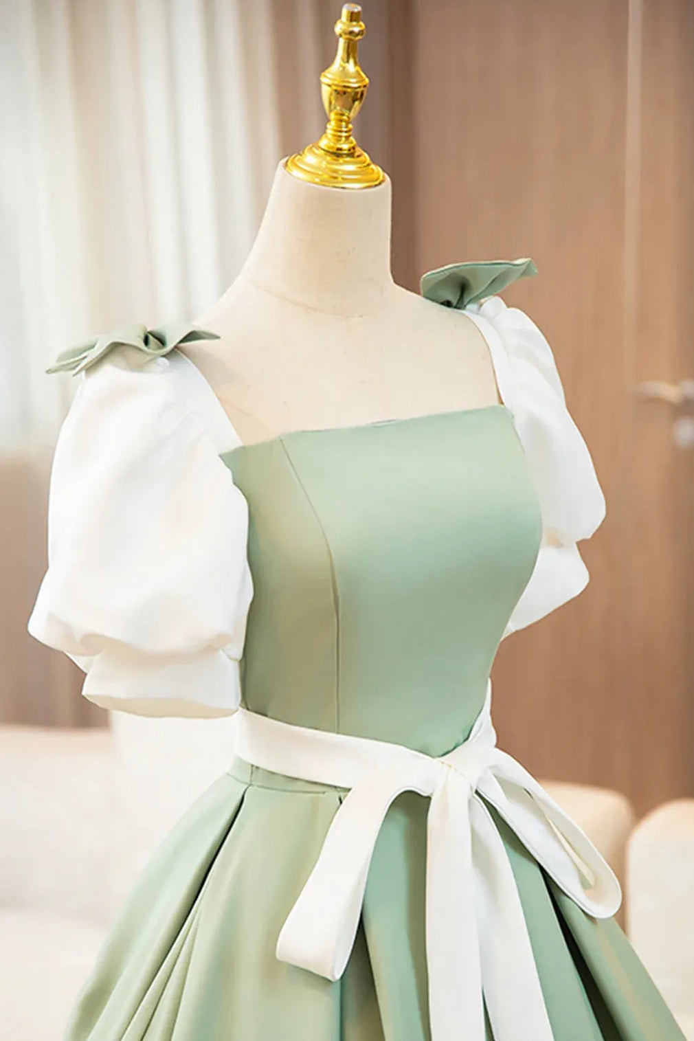 Whimsical Ballgown Square-Neck Short-Sleeve Two-Tone Sage Green Long Prom Dress for Women Ready to Ship