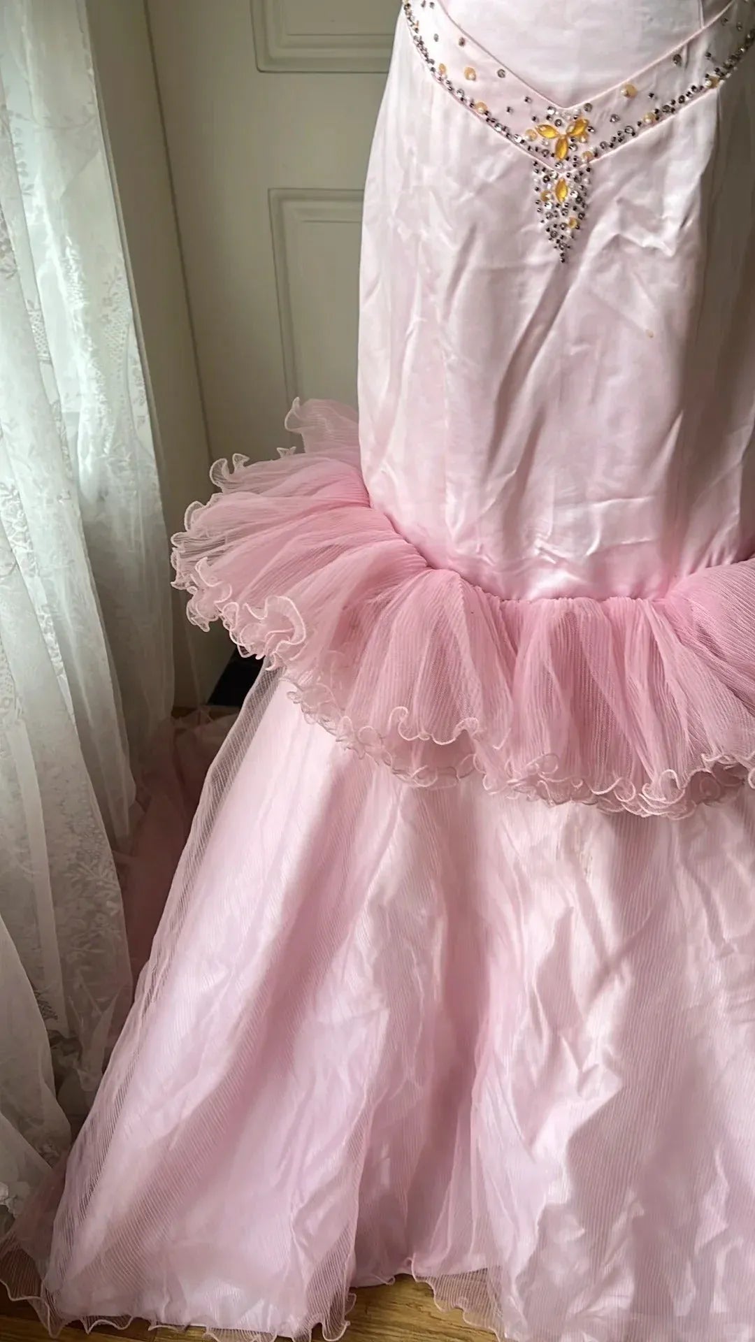 Whimsical Mermaid Sweetheart Sleeveless Ruffled Crystal-Accent Pink Long Prom Dress for Women Ready to Ship