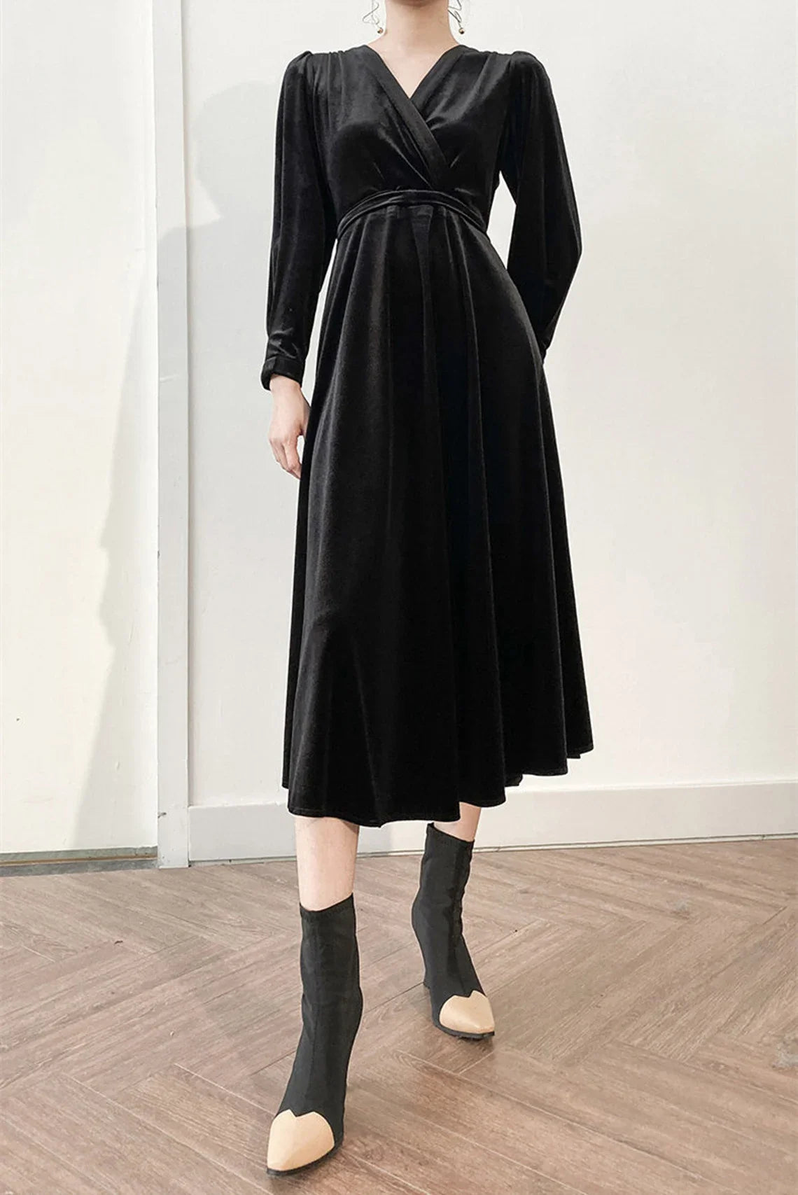 Women Velvet Dress V Neck Midi Dress Long Sleeves Dress Winter Wrap Dress Plus Size Clothing Party Wedding Dress