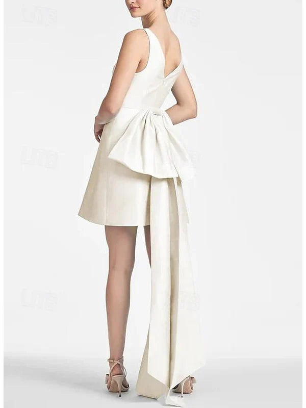 A-Line/Princess V-Neck Mini Cocktail Dresses