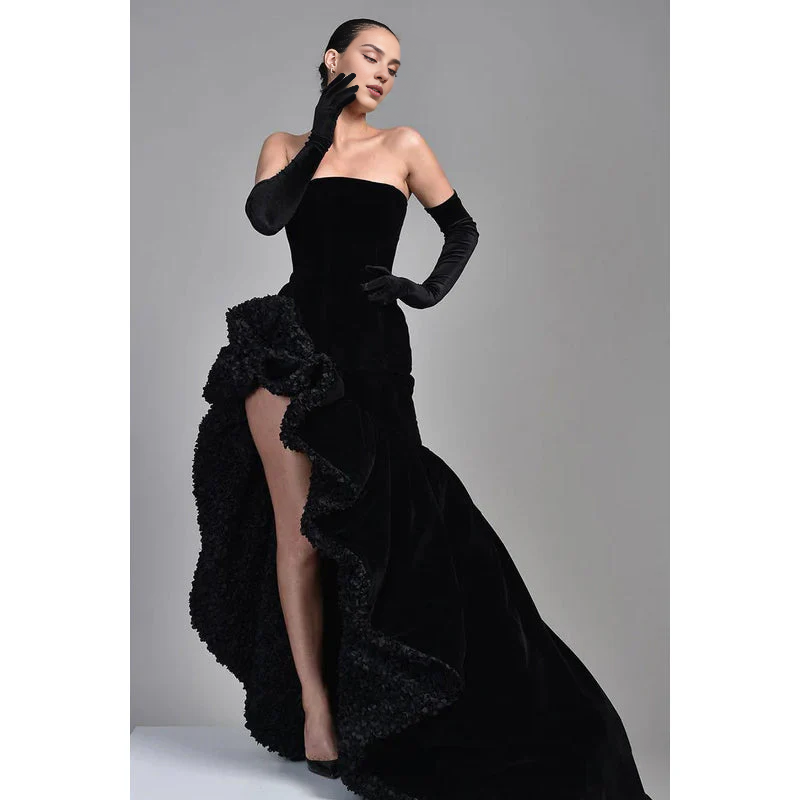 Strapless Thigh Slit Velvet A-Line Sleeveless Prom Gown With Sweep Train Party Dress