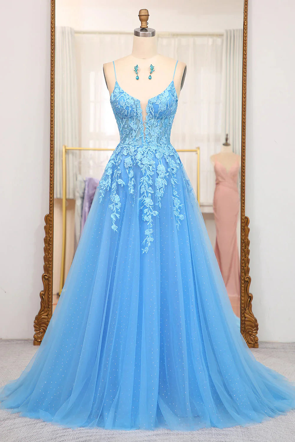 Blue A-Line Spaghetti Straps Tulle Long Prom Dress With Appliques