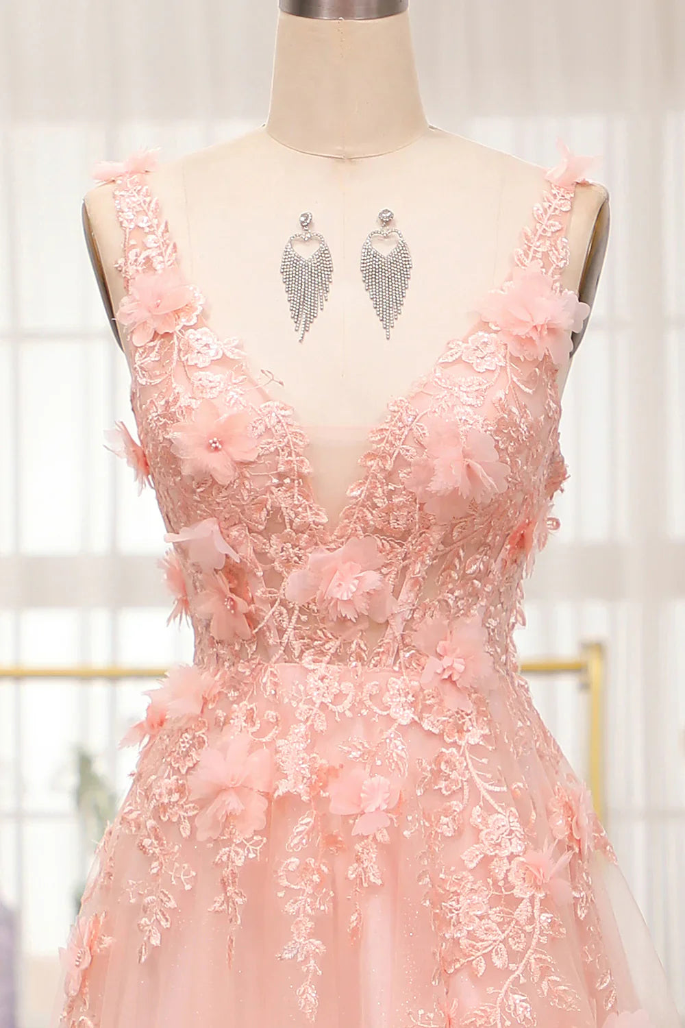 A-Line Spaghetti Straps Long Blush Prom Dress With Appliques