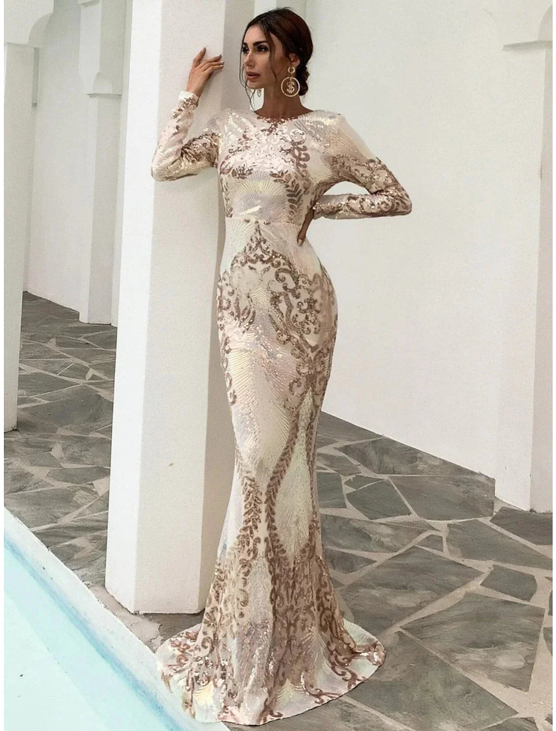 Evening Gown Elegant Dress Formal Sweep / Brush Train Long Sleeve Scoop Neck Sequined with Glitter Pleats