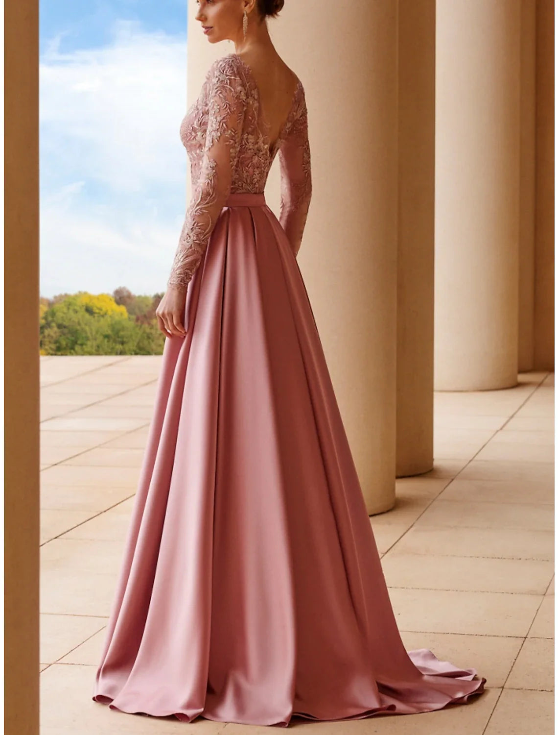 A-Line Mother of the Bride Dress Wedding Guest Elegant Scoop Neck Sweep / Brush Train Stretch Satin Long Sleeve