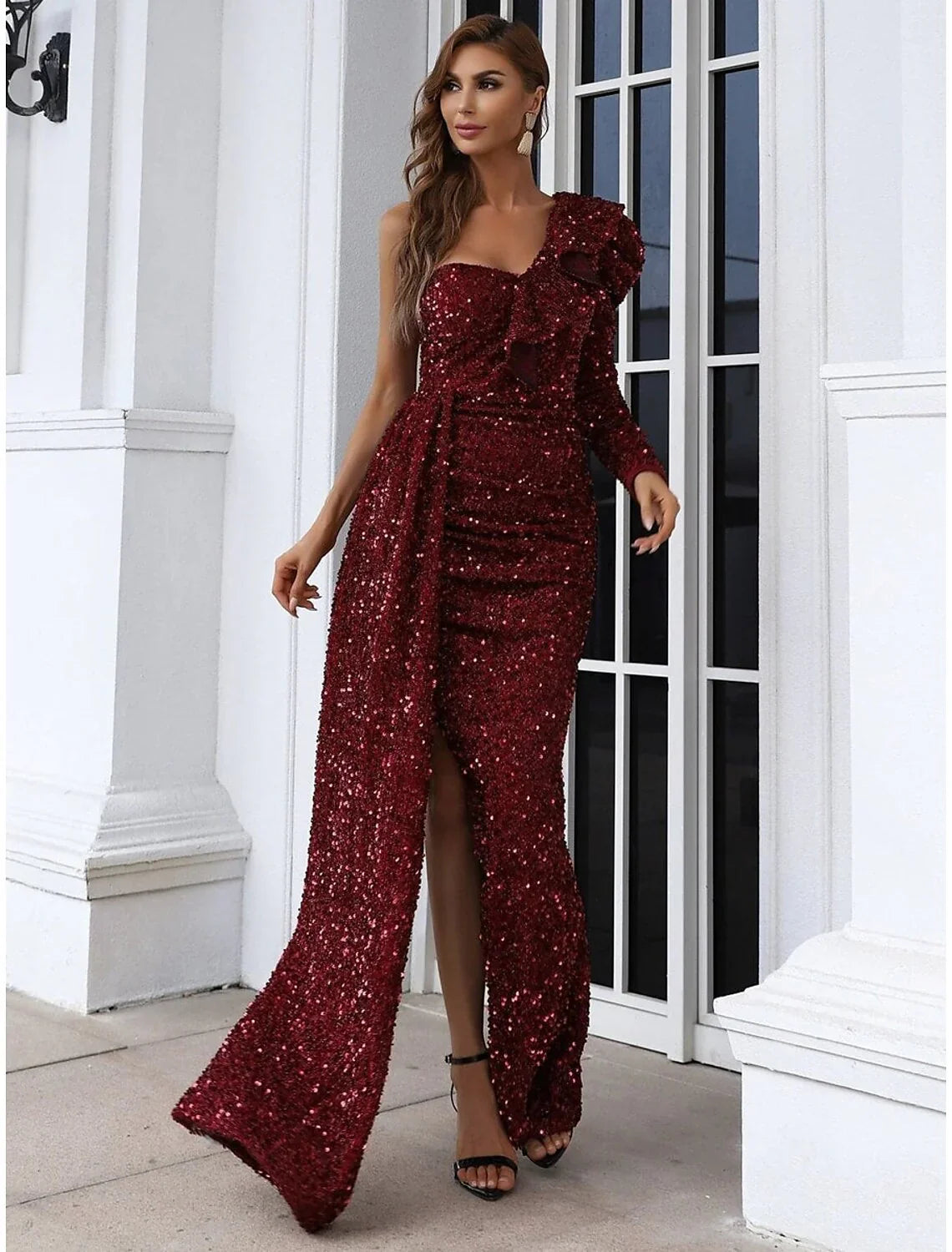 Evening Gown Elegant Dress Formal Sweep / Brush Train Long Sleeve One Shoulder Sequined with Glitter Ruched