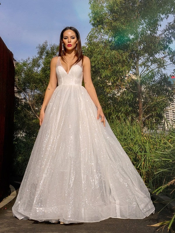 Sleeveless V-neck Tulle Sequin Sweep/Brush Train Dresses