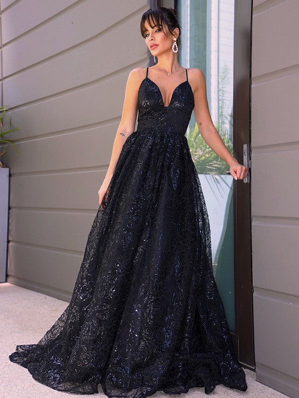 V-neck Lace Sleeveless Sequin Sweep/Brush Train Dresses