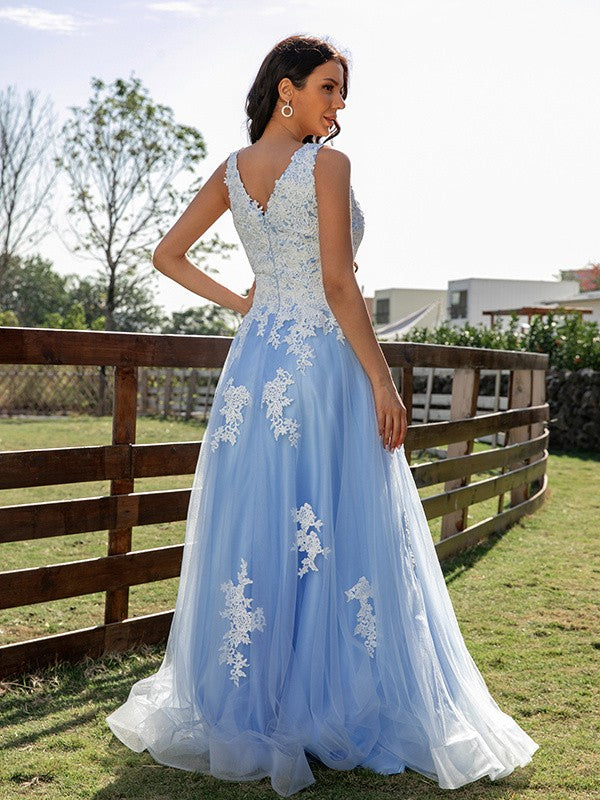 A-Line Tulle Applique V-neck Sleeveless Sweep/Brush Train Dresses