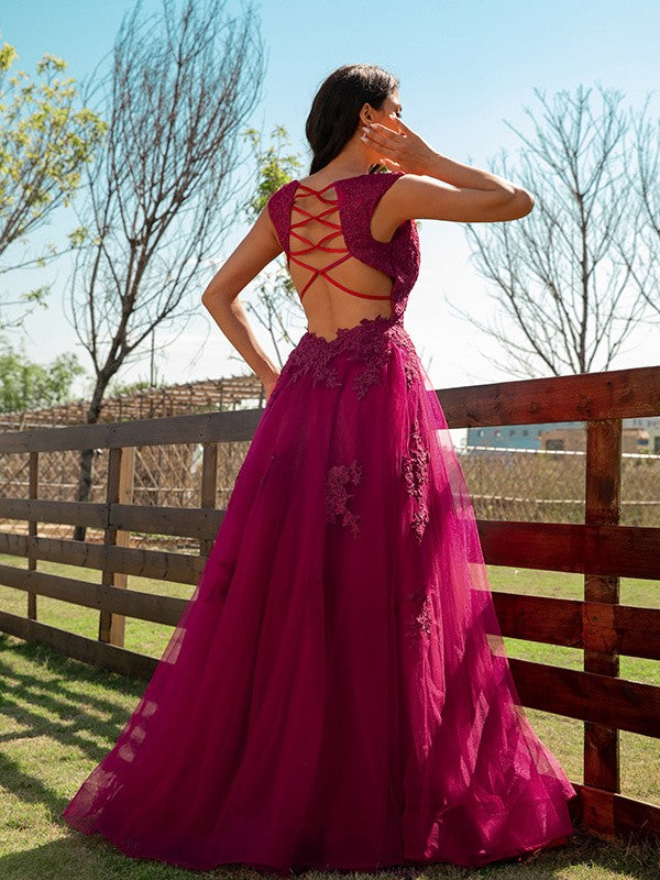 Tulle Applique V-neck Sleeveless Floor-Length Dresses