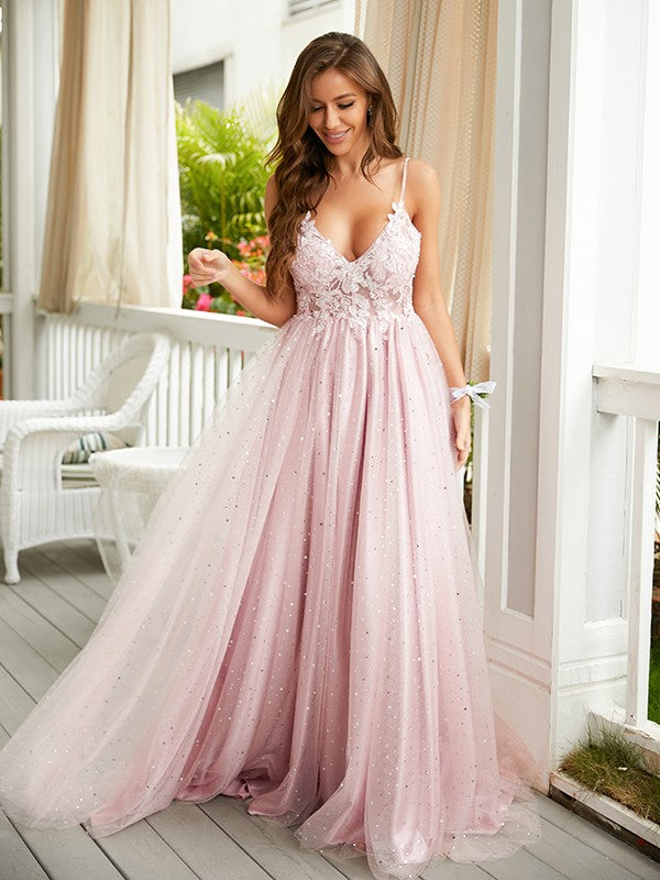 Applique V-neck Sleeveless Sweep/Brush Train Dresses