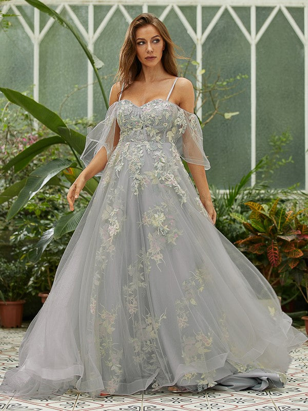 Applique Sweetheart Short Sleeves Sweep/Brush Train Dresses