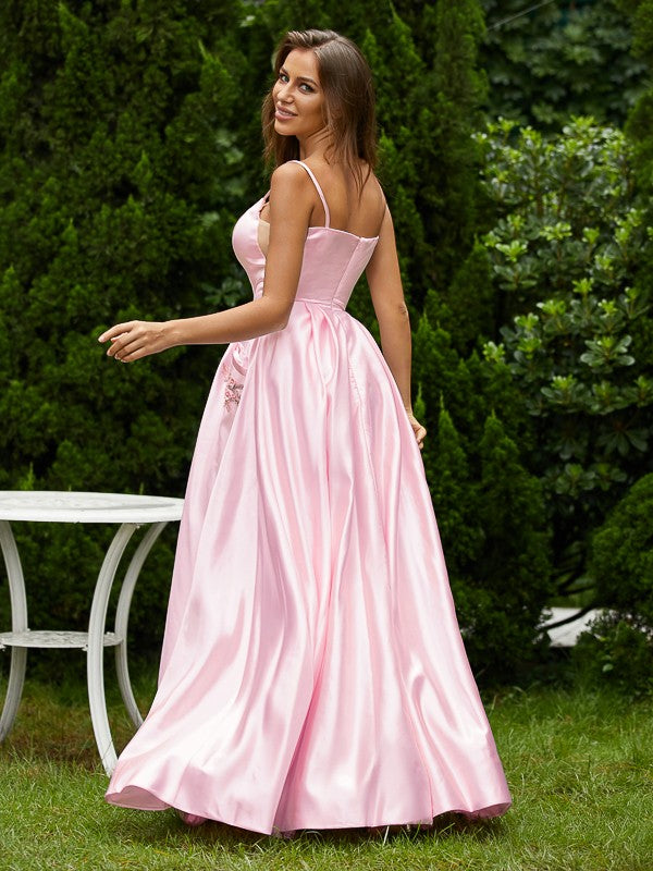 Applique Spaghetti Straps Sleeveless Floor-Length Dresses