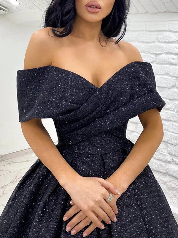 Off-the-Shoulder Sleeveless Sweep/Brush Train Dresses