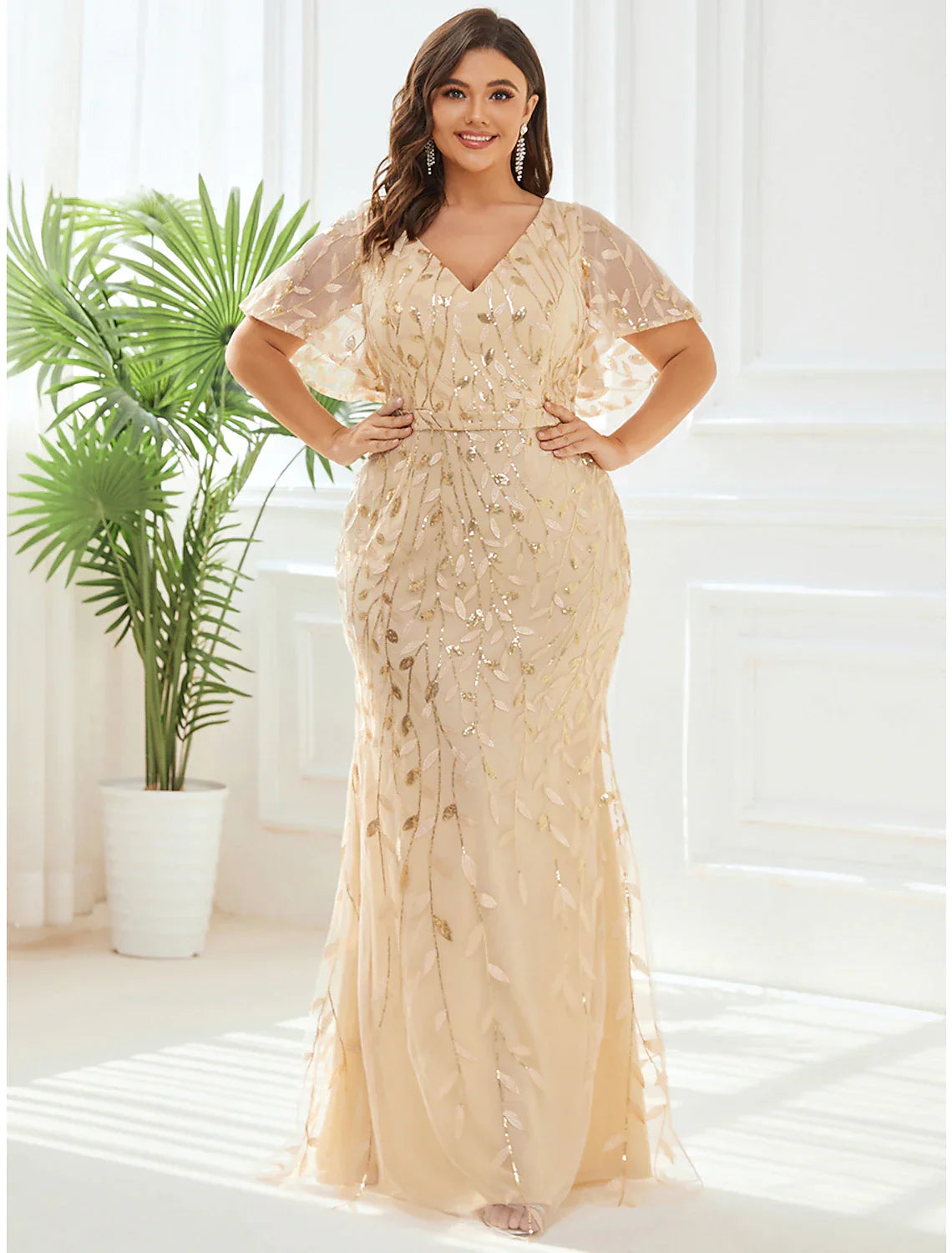 Mermaid / Trumpet Evening Gown Elegant Dress Formal Cocktail Party Floor Length Short Sleeve V Neck Fall Wedding Guest Tulle with Sequin