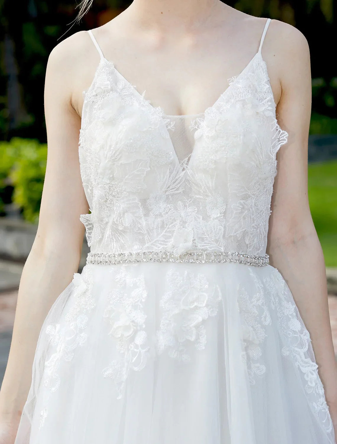 Reception Wedding Dresses A-Line Plunging Neck Sleeveless Floor Length Tulle Over Lace Bridal Gowns With Sashes / Ribbons Beading